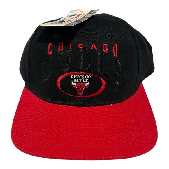 New Vintage 90s Chicago Bulls Snapback Cap‎ Embroidered Logo NBA Official Jordan - Picture 1 of 8